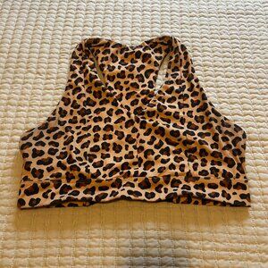 Fabletics On-The-Go Midi Sports Bra Women’s XL Leopard Meru Pocket Stretch